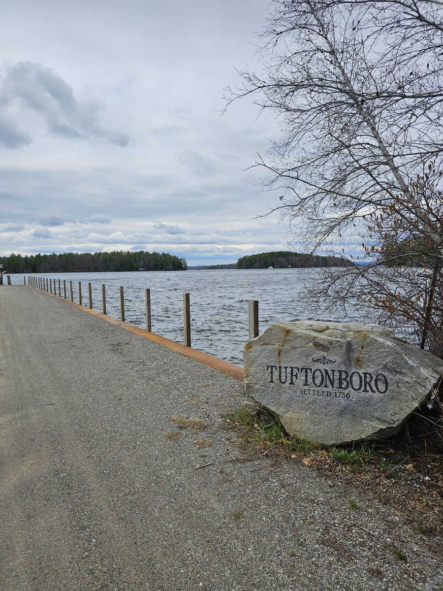 Lake Winnipesaukee 🥇 tweet media