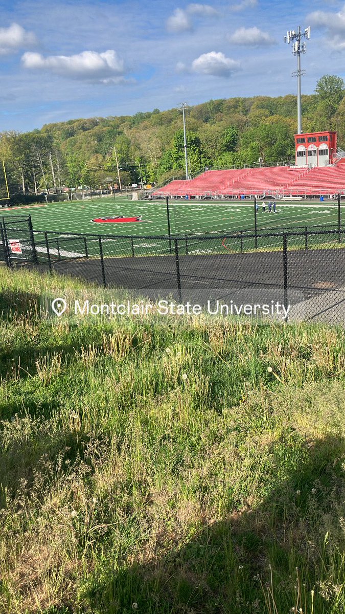 AveryBrant91742's tweet photo. Had a fantastic day at @STAHawksFB showcase camp. The grind never stops. Looking forward to staying in touch with all of the coaches! https://t.co/JCsiyR4vn9