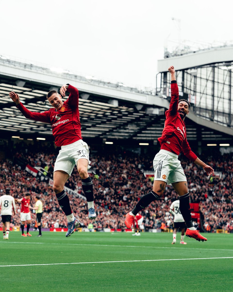 Manchester United TR tweet media