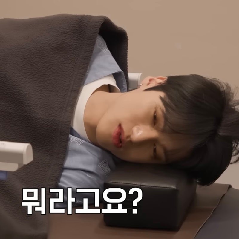 싸몽 tweet media