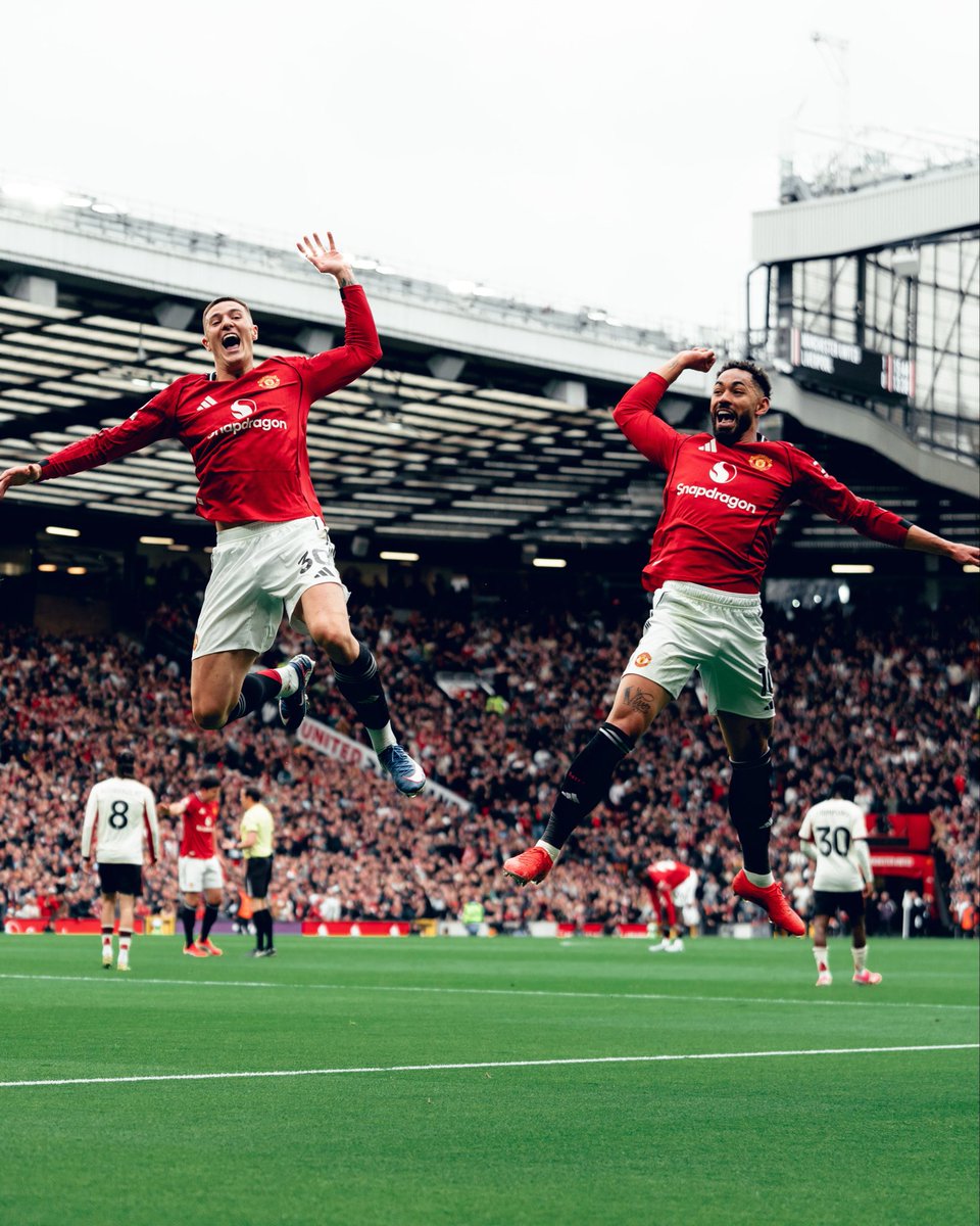 Edgar_Smallz's tweet photo. Glory Glory Manchester United… ⚽️👊🏾👊🏾 https://t.co/C0vpgH1sac