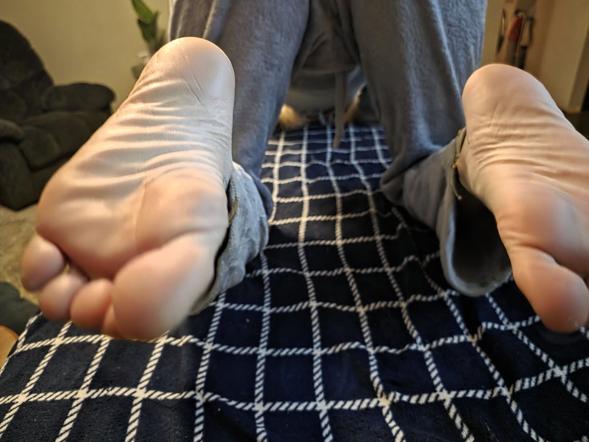 Kandytoes tweet media