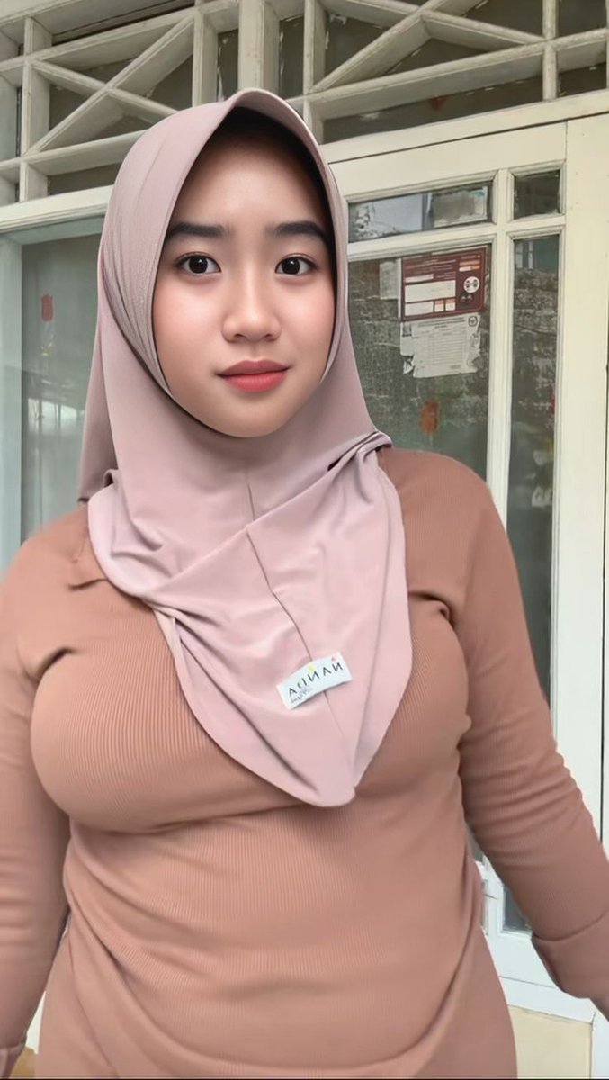 KumpulanCeweCakep tweet media