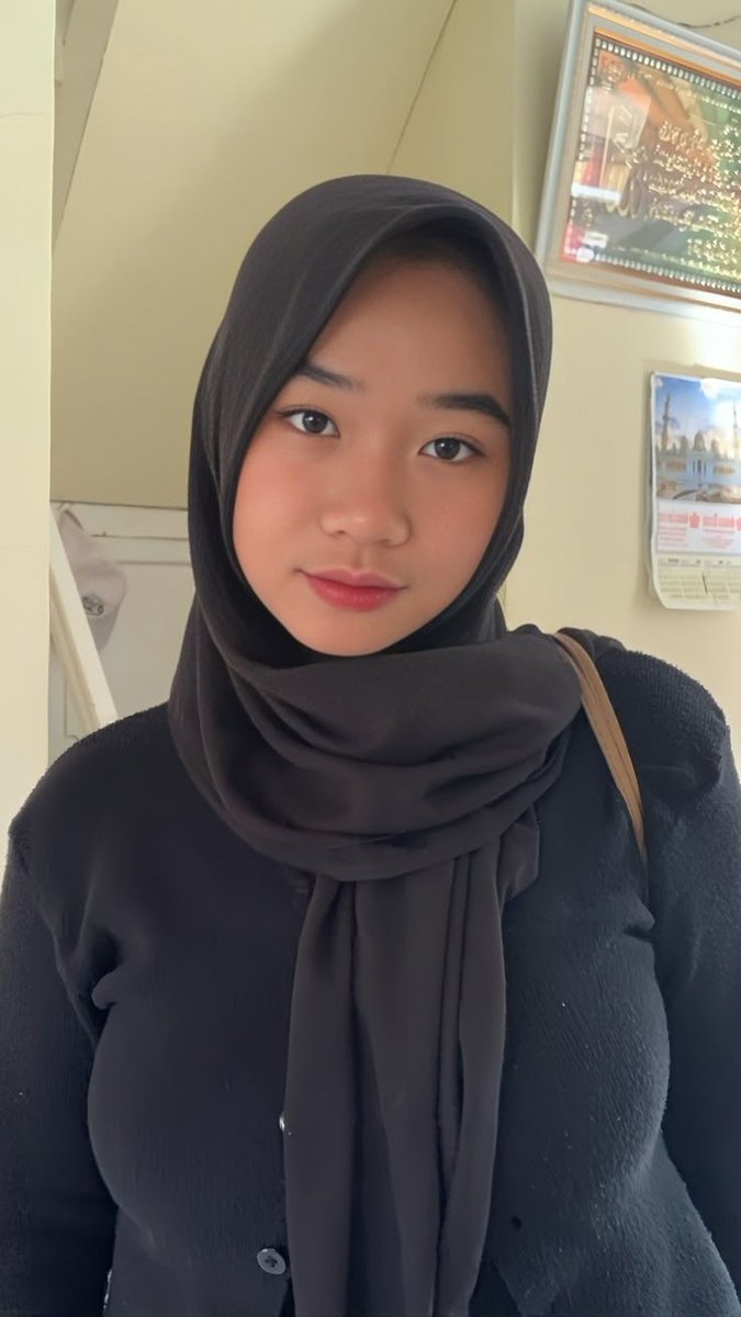 KumpulanCeweCakep tweet media
