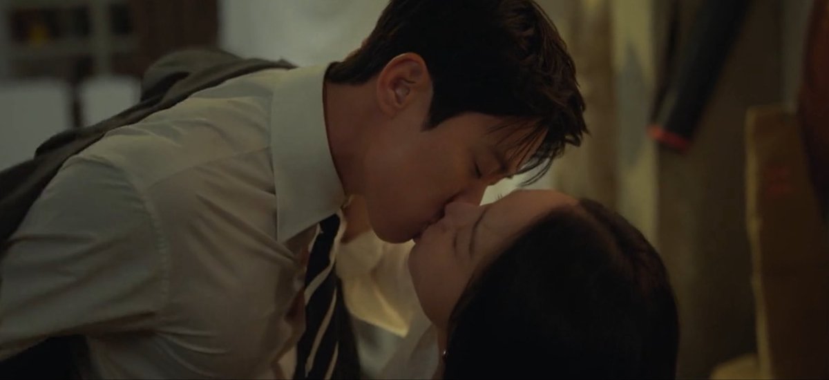 Kijoon really went “i see it, i like it, i want it, i got it” in the same episode🫡

#FilingForLove #FilingForLoveEp4