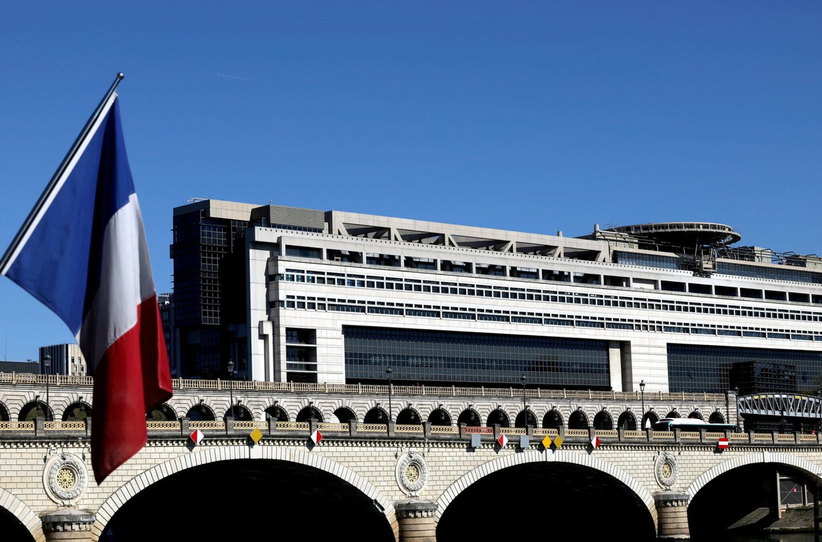 Les cadeaux de Noël qui seraient taxés, les retraits d’argent aux distributeurs surveillés par Tracfin...

Face aux fausses informations qui circulent en masse sur Internet, le ministère de l’Économie lance Bercy Décode
➡️ l.leparisien.fr/PgG8
