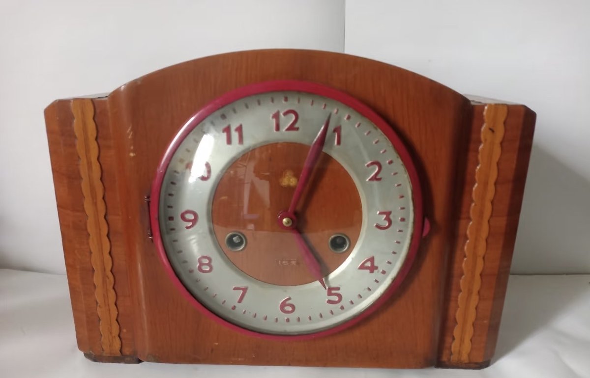 femmo2015's tweet image. "Locked in Clue hidden Time’s ticking—can you escape our Vintage Vault before midnight  Book your spot: [Link] #EscapeRoom #VintageVibes #PuzzleLovers"