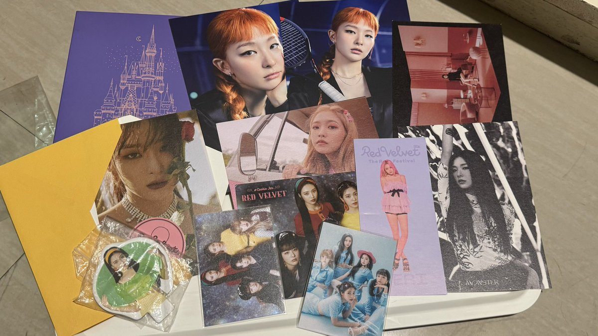 yeourom's tweet photo. free claim
wts lfb ph

red velvet irene seulgi yeri random member / group postcards
- just pay for pf + sf
- loc: imus, cavite https://t.co/7njxK5wi3m
