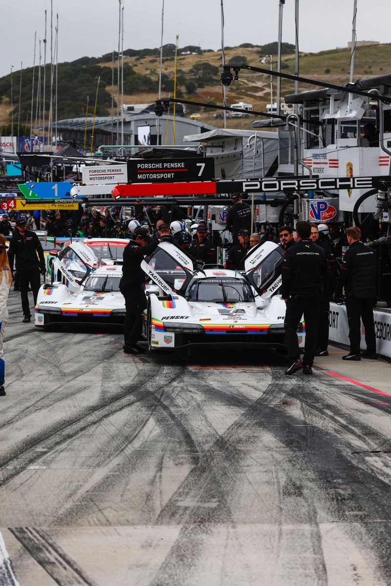 PorscheRaces's tweet image. #IMSA - It’s Raceday here at #LagunaSeca!
Here is today’s schedule ⬇️

10:30am-11:00am (19:30-20:00 CEST): Autograph session
1:10pm-3:50pm (22:10-00:50 CEST): IMSA WeatherTech Championship

#Porsche #Porsche963 #911GT3R @Apple