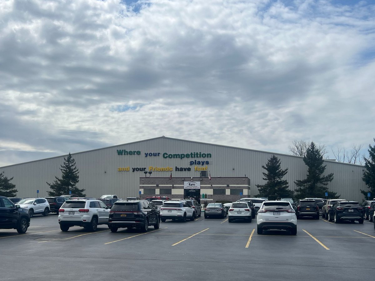 epicctr's tweet photo. Perfect weather today at Epic Center!  Best of luck to everyone starting the @OfficialBDSL league! https://t.co/h72dic7u7j