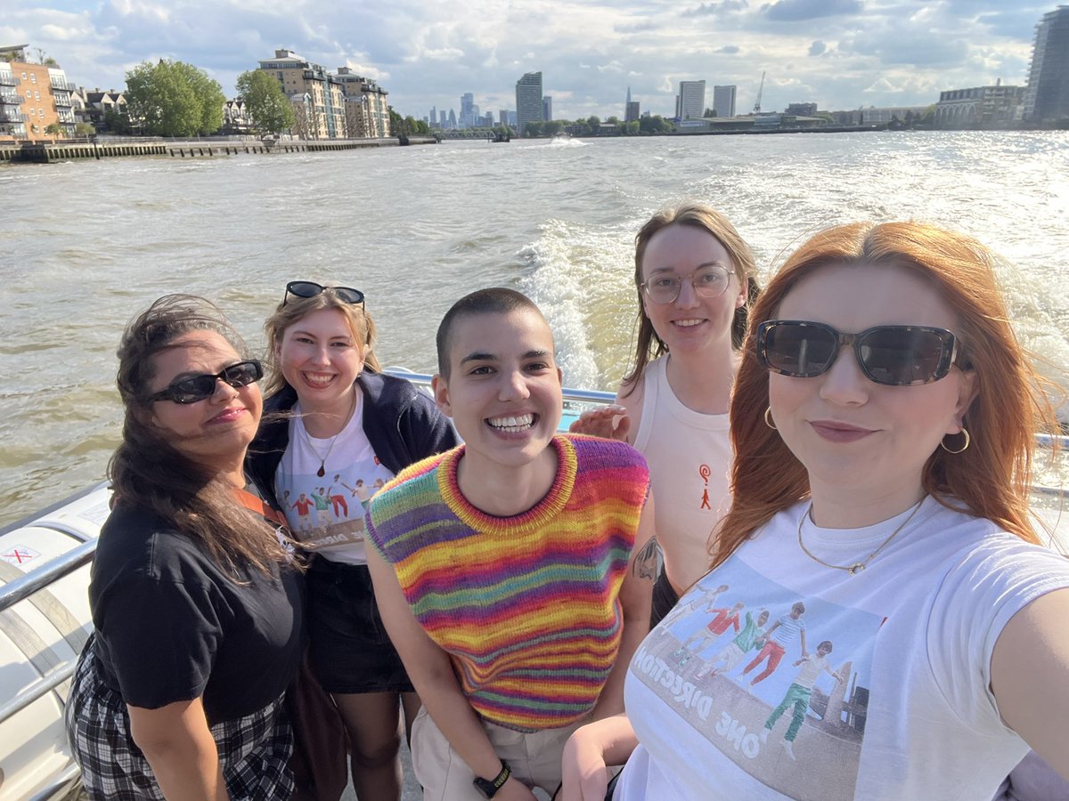harrysmywife_'s tweet image. How did we get here? #BOAT #howdidwegethereLondon