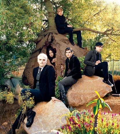 𝒈𝒊𝒏𝒊 𝒎𝒖𝒔𝒕𝒅𝒊𝒆 ~ mcr x bigbang tweet media