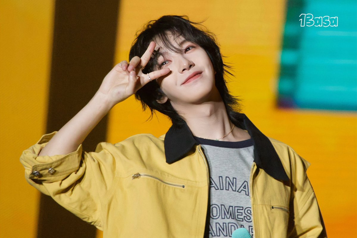 น้องอินจุนยิ้มน่ารักมากจัง วันนี้น้องเสิร์ฟความสดใสตลอดเลย ผมตกหลุมรักรอบที่ล้าน 🦊💛