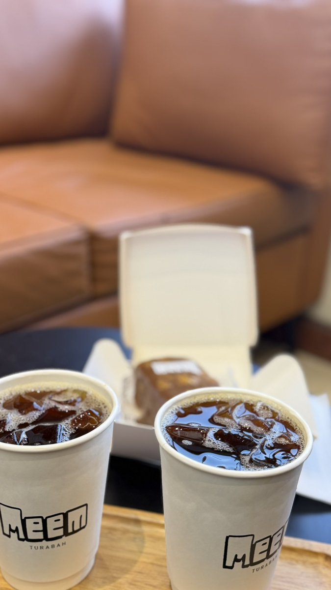 الانشغال بالقهوة عافية، نعمة
ان حياتك ممتلئة بك وبمن تحب وما تحب❣️.