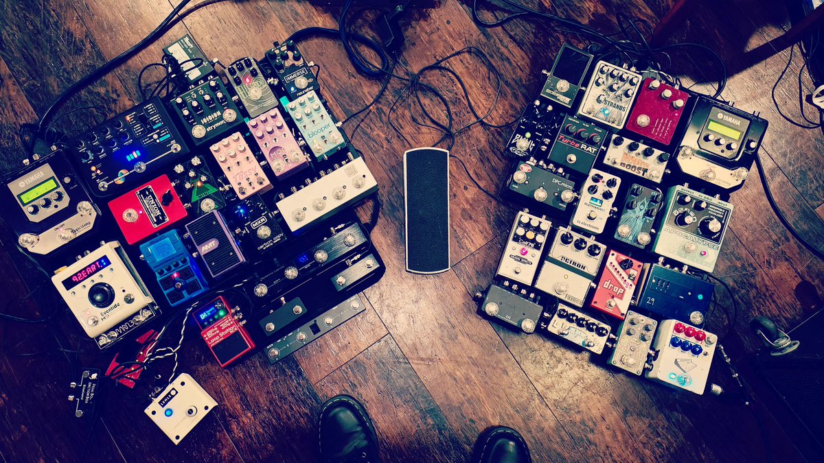 POS_yoshi's tweet image. I'm rebuilding my pedalboard for asia tour.  And  I built mini pedalboard for ambient music. Sounds so good!

#pedalboard #pedalboardoftheday