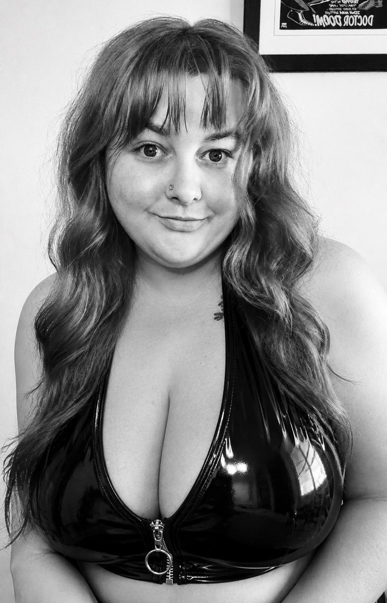 ⊱❀⊰ Goddess Sarah ⊱❀⊰ tweet media