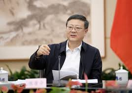 WanjunXie's tweet photo. 据传，习近平在上海突然遇刺，而上海武警总队的部队，竟然超过半个小时未抵达现场支援。作为上海武警总队的实际最高领导人，上海市委书记陈吉宁对武警部队行动迟缓，负有渎职责任，因此，陈吉宁被中央纪检委带走协助调查！ https://t.co/v7jC59m0rj