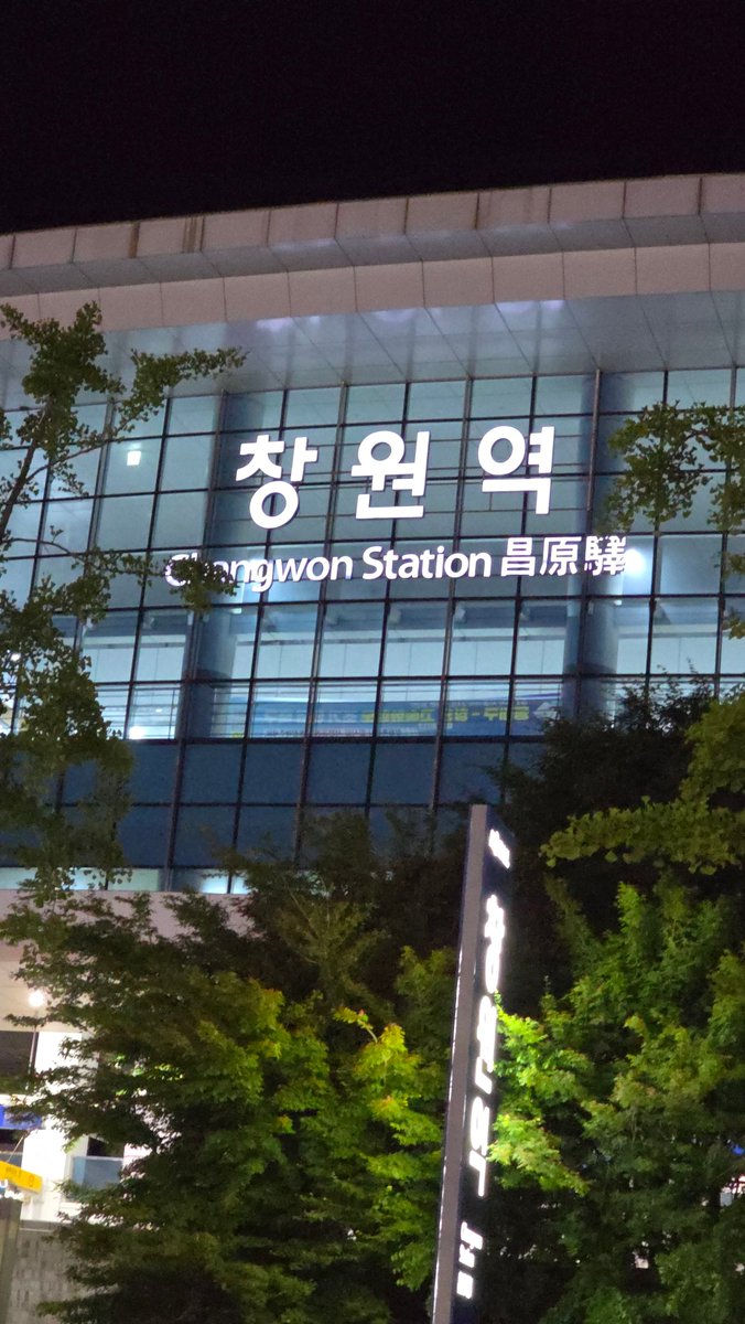 찬브 tweet media