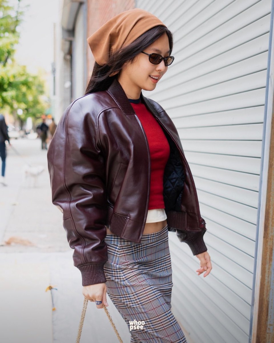 Glamour_JENNIE tweet media