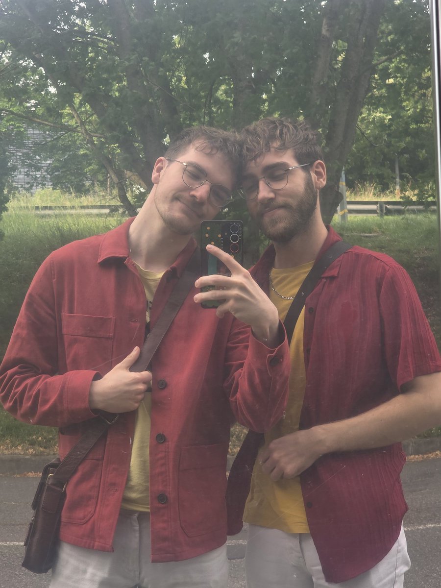 𝛎irLutro 🌻 tweet media