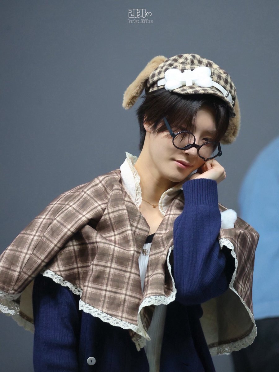 리카ᰔ tweet media