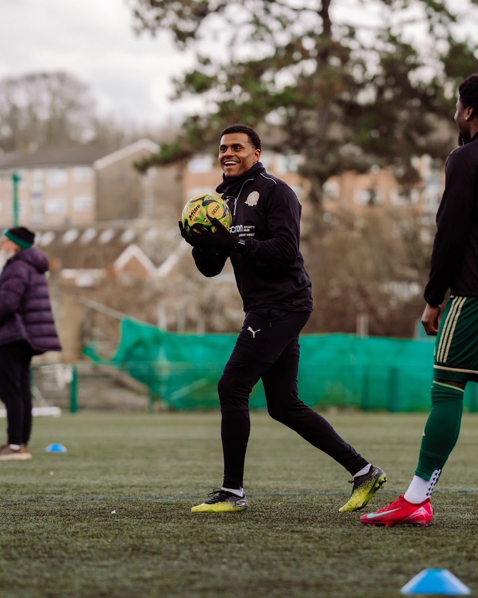 JMascoll_'s tweet photo. 25/26 ☑️
Promotion ✅ 
19 Clean Sheets 🏳️
8 Goals ⚽️ 
9 Assist 🅰️ 

Time to rest, recover &amp; recharge 🔋 https://t.co/tIIFekBlYm