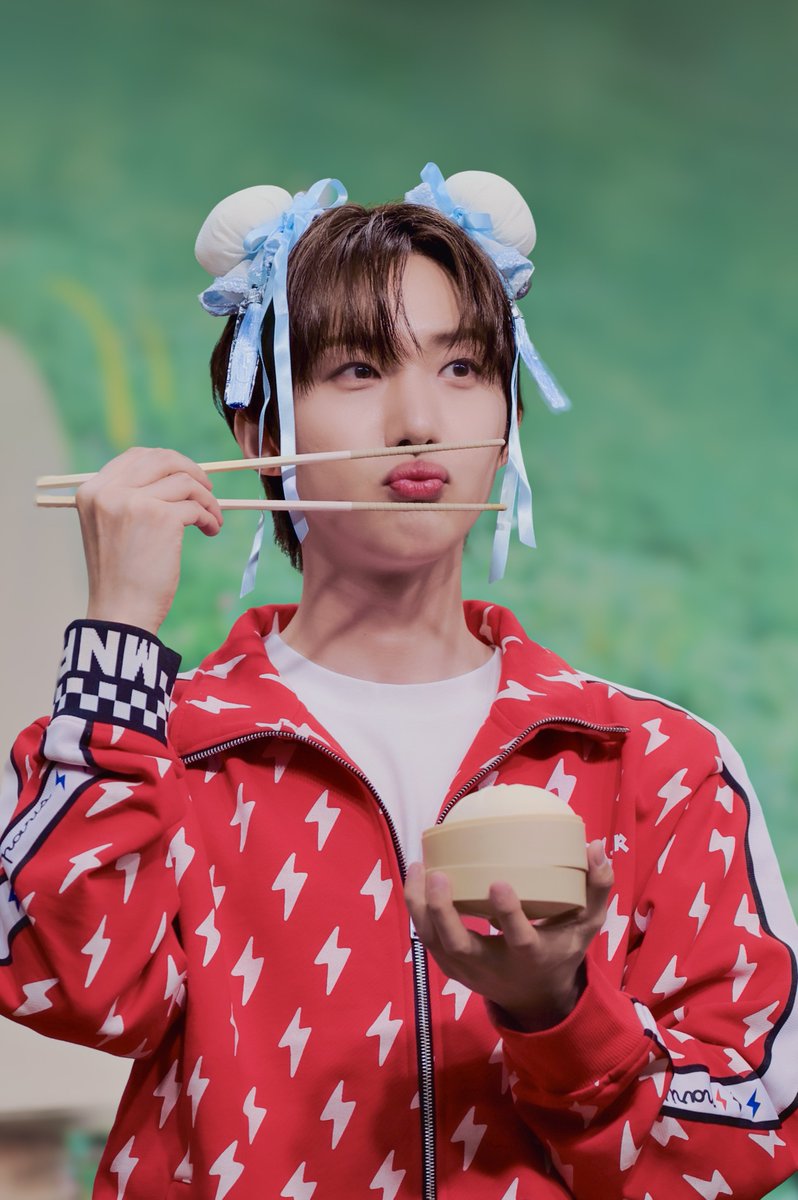 딱 tweet media