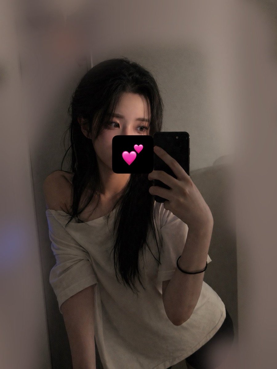 seoa_Aang's tweet photo. 남친 생겻는데 섹트를 몬 끊겟다..ㅋㅋ https://t.co/XzxfhLu2NX