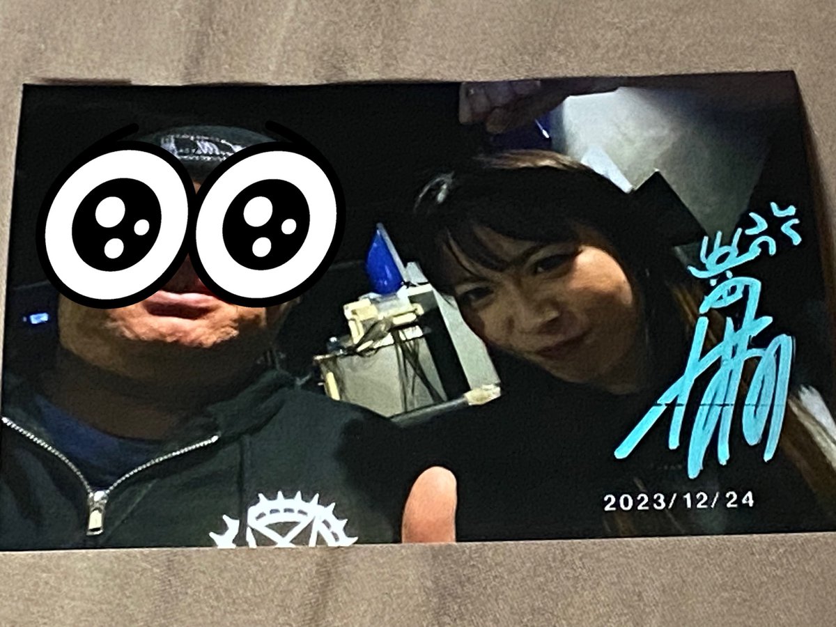 TAKEKEN19's tweet image. 今日の戦利品4
NANAちゃんにサインも
#NANA
#GUNGIRE
#FATEGEAR