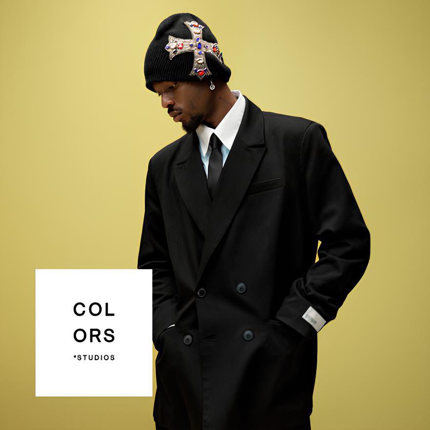 bazenaija's tweet image. 🚨 @Omah_Lay LIVE ON #COLORS

OUT TOMORROW ⏳
