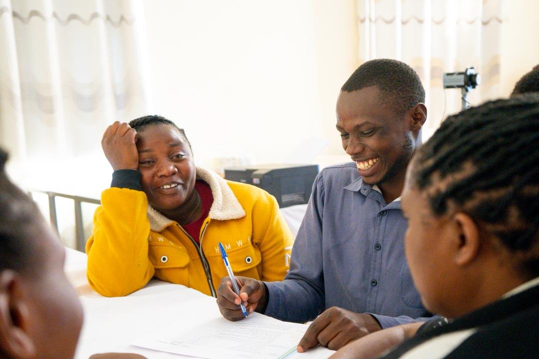 adepe_rwanda's tweet image. The child protection session, facilitated by @AMAHIRWED from @unicefrw, engaged participants in analyzing case studies to deepen their understanding of child protection principles &amp;amp; strengthen their capacity to ensure safe &amp;amp;protective environment for every #child in ECD settings.