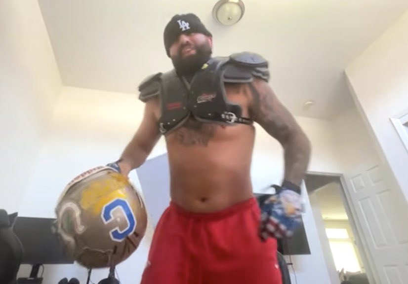 Chicken King MMA tweet media