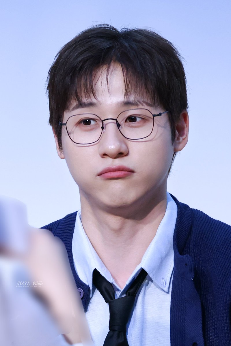 J16AxA23O's tweet photo. 260503 뮤직플랜트 부산
#B1A4 #신우 #CNU #シヌ
#가위바위보
#하나둘셋_비원에이포컴백이다
#READY_3ET_GO_B1A4 https://t.co/JOlZUWizih