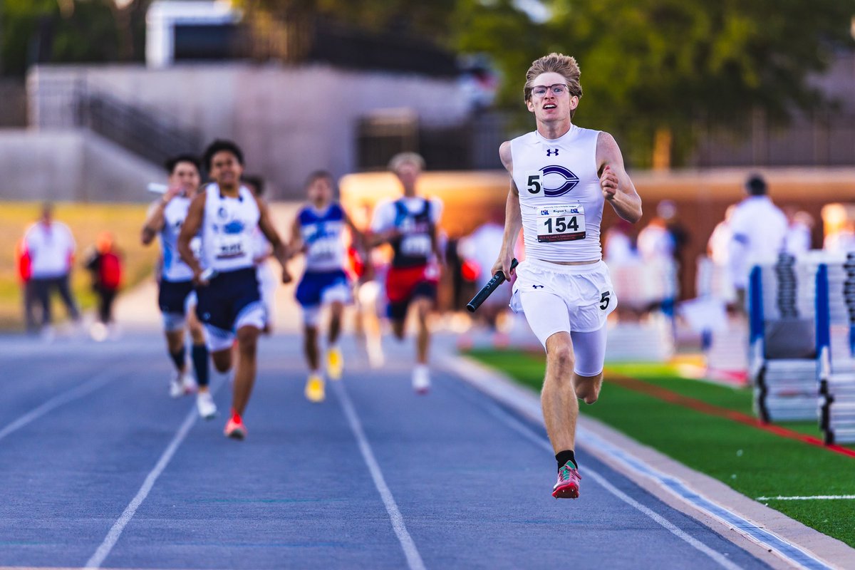 PressPassSports's tweet photo. The Texas Panhandle dominated throughout the regional track meets from Class 5A-1A. Go check out the stories from @lancelahnert @Lee_Passmore @KaleSteed and @c_sperry #txhstrack ..
🔗 https://t.co/EHBCCsSG55 https://t.co/u7bjqRoDPB
