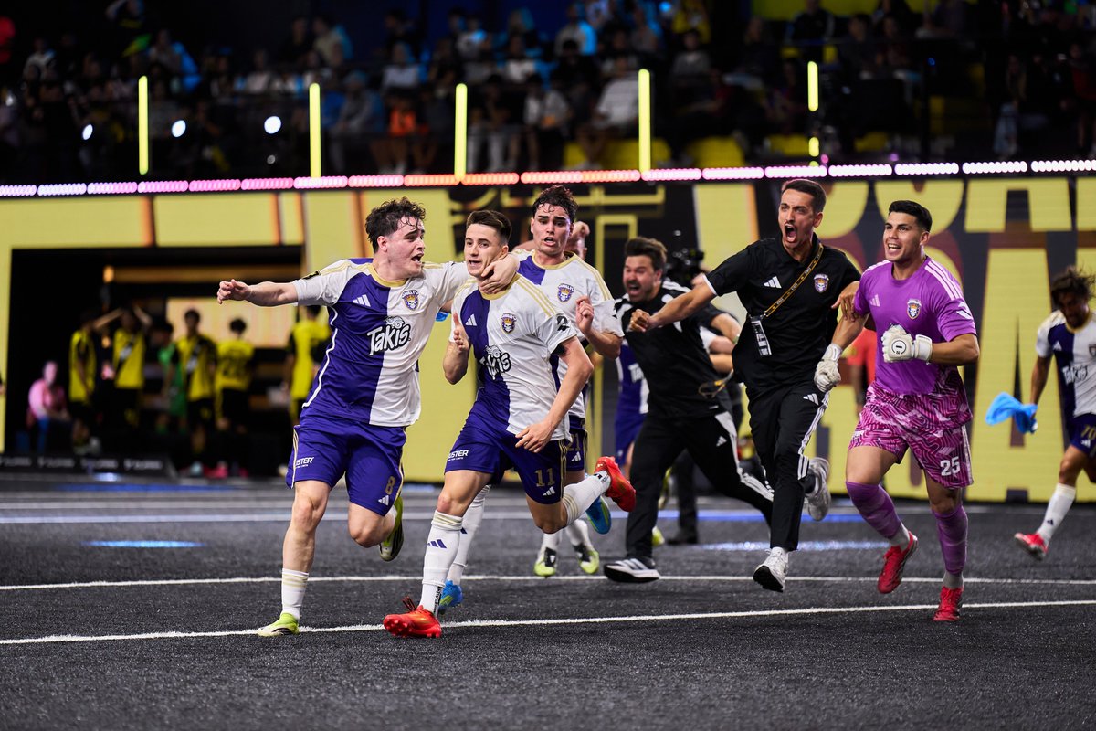 KingsLeague's tweet photo. 👑 HAN HECHO LA ÉPICA.

🔒 Skull FC asegura la última plaza de Play In. https://t.co/or72RcdSrZ
