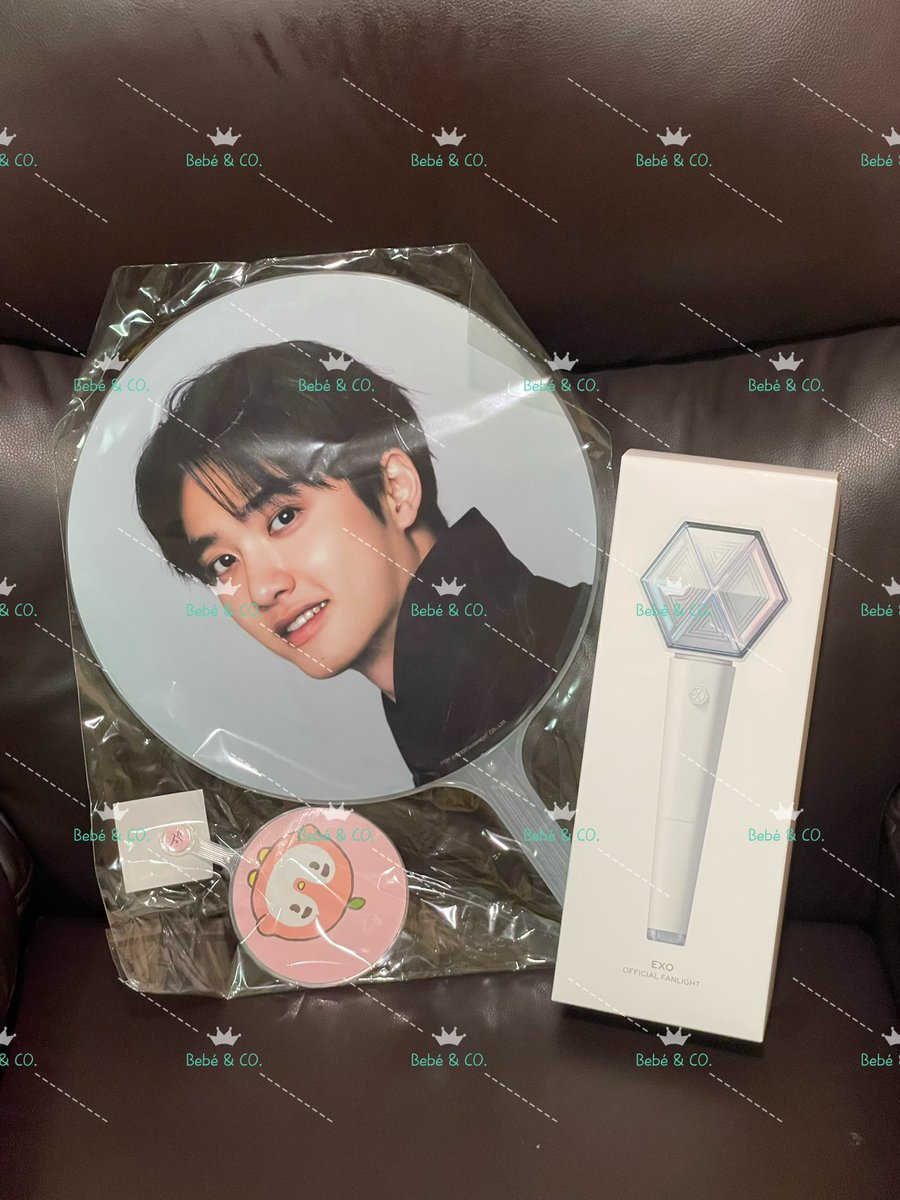 BabePart's tweet image. 📣 พร้อมส่ง!! ทันคอน #EXhOrizon_in_BANGKOK

ขอให้สิทธิ์คนรับคู่ก่อนนะคะ

ราคา 2,400 ฿ (2 ชิ้น รวมส่ง แถมถ่าน)

แท่งไฟ ver.3 + Image Picket Set (D.O)
(หิ้วเองจากหน้าคอนเกาหลีล่าสุด)

สนใจ DM หรือ Line OA lin.ee/u9Kfkmb

#ตลาดนัดexo #DO #DOEXO