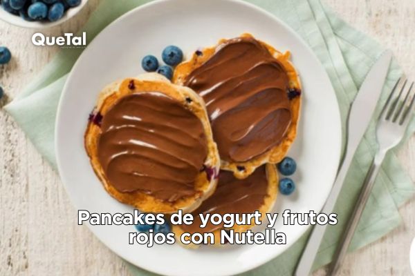 QueTalmagazine's tweet image. #Cocina | 🥞 Pancakes de yogurt + frutos rojos con Nutella… el combo que no sabías que necesitabas 🤤

Descubre la receta completa: tinyurl.com/mwp8un3a 👈🏻
.
.
.
#nutella #recetasfaciles #pancakes #foddie