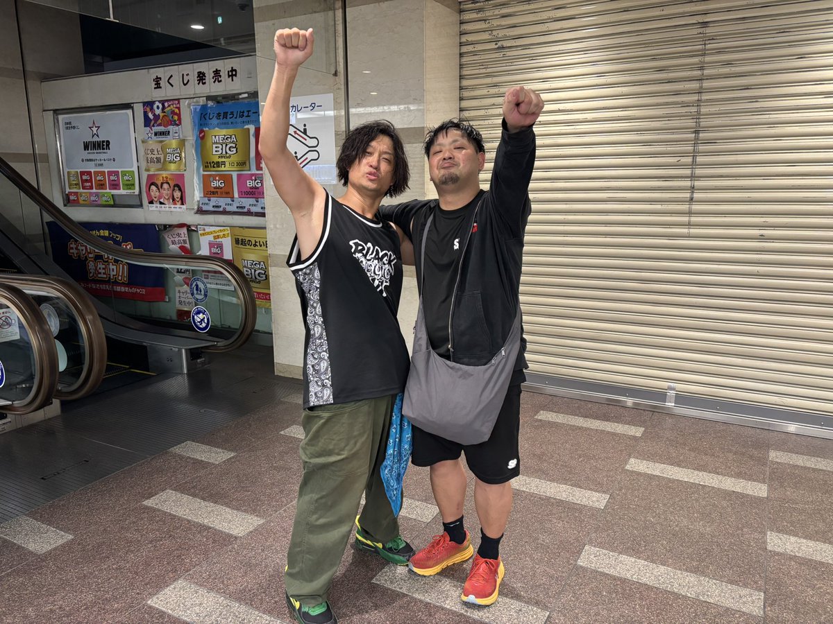 ボンバー奥野 tweet media