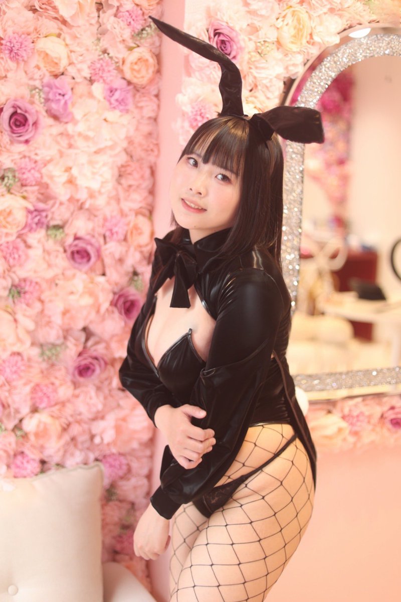a1_bse2812's tweet image. ⊹₊⟡⋆˚⊹ ⊹₊⟡⋆˚⊹ ˖ ⋆.✶🖤

創作portrait 🐰

#portrait
#ファインダー越しの私の世界
#キリトリセカイ
#ポートレートが好きな人と繋がりたい
#ポートレートしま専科
#ポートレート撮影
#バニーガール 

📸：@banbanight 様