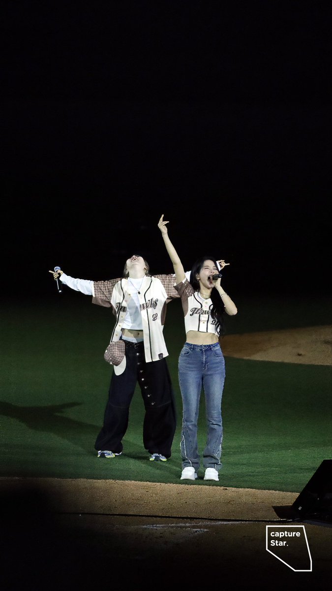 capturestarbyul's tweet photo. 260503 MAMAMOO+ https://t.co/1gPetLSCTe