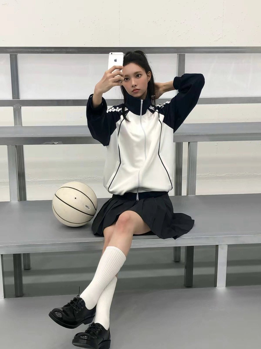 ͏𝐀𝙿𝙿𝐋𝙴 𝕔i𝕕e𝕣s 🍎♡ tweet media
