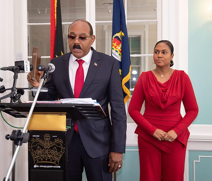 CaribbeanNewsNetwork tweet media