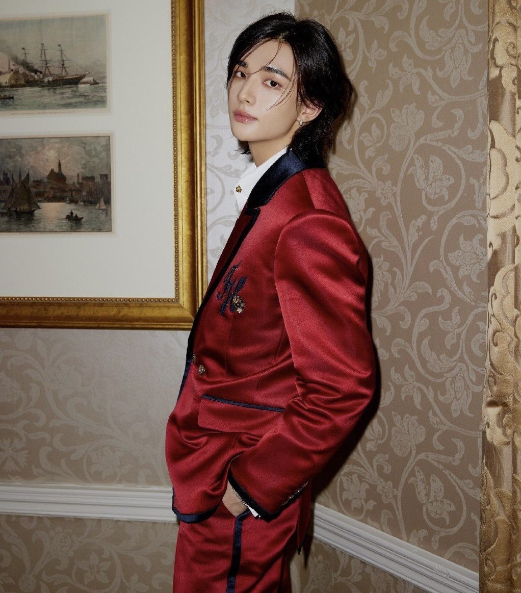 hyuniin at met gala 2 years ago