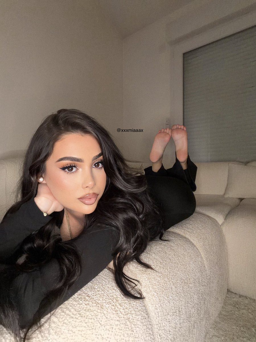 mia 👑 tweet media