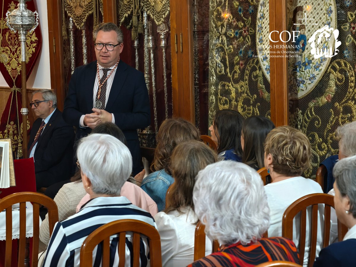 COF2H's tweet photo. 🙌 Ayer nuestros grupos de Oración de Madres vivieron un encuentro especial ante la Virgen de la Estrella, invitados por @borriquitadh. Más de 30 mujeres rezaron y dieron gracias por sus hijos, esposos, nietos, familiares y sacerdotes.
🔴 ¡Gracias por la invitación! https://t.co/E1FS32uNXq