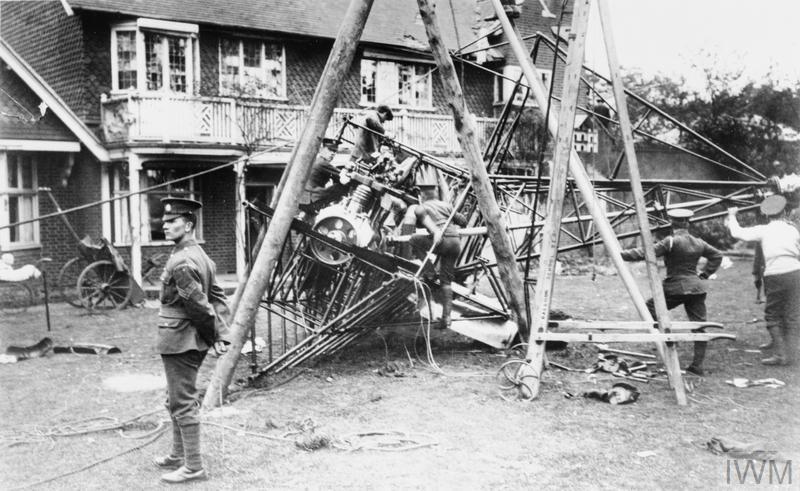 ThisDayInWWI's tweet photo. May 4 1911 At Farnborough, UK, the French Airship "Lebaudy Morning Post" crashes. It was a semi-rigid airship purchased by the British Army for the testing of lighter than air Aircraft. At the time it was the biggest Airship built in France.
https://t.co/0fXd8EF9Ee https://t.co/gbNGcYaBcn