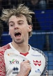 All-For-VEIKKA (Hey Kwan) tweet media