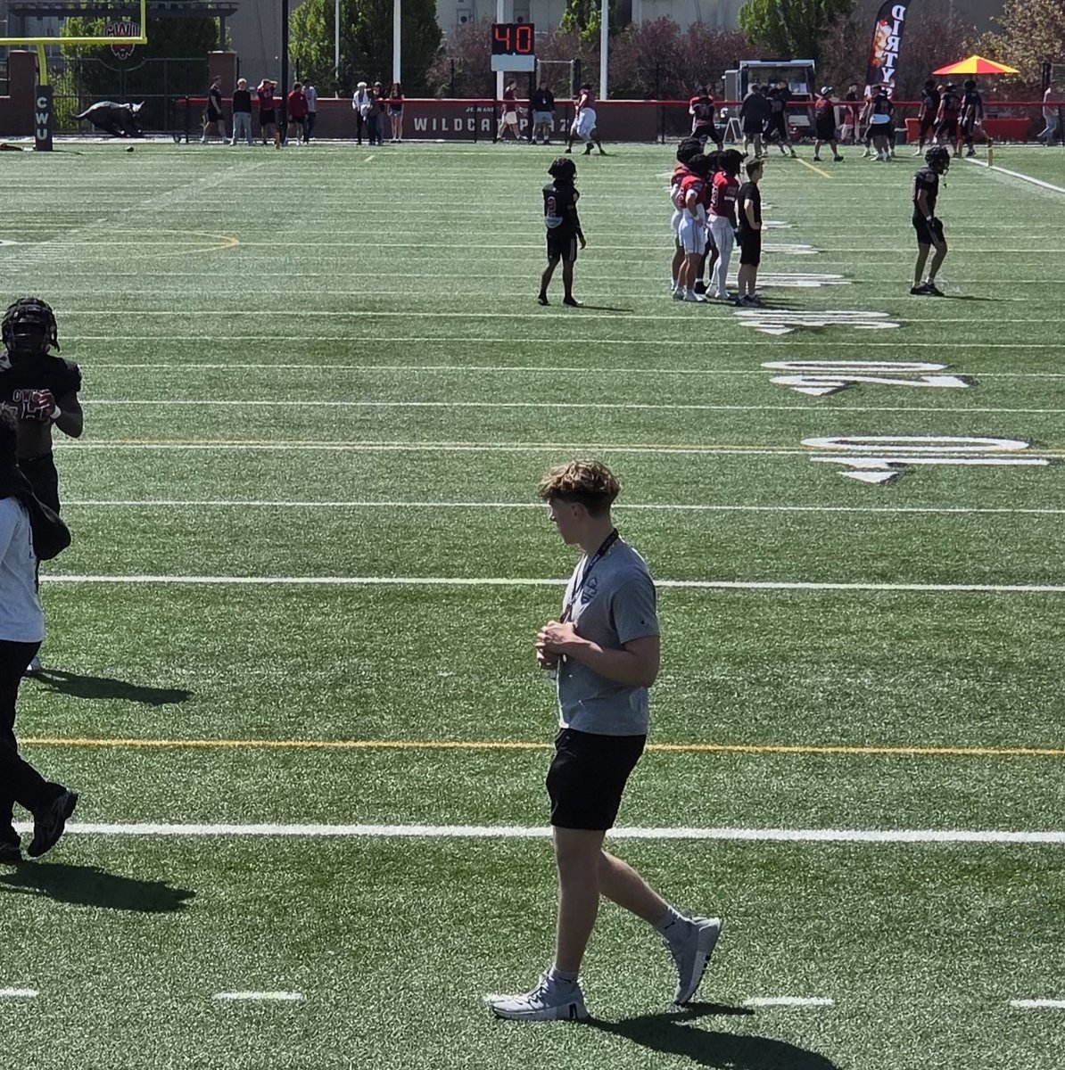 murphycp247's tweet photo. So proud of @CPMURPH56 and his drive and commitment, during a whirlwind 24 hours.

Started Saturday morning early, with @CWUFB for Junior Day visit.  Hustled back to the west side for junior prom with friends, then up again early this morning for @WSFCA1 college showcase. https://t.co/hrwYHRxFUT