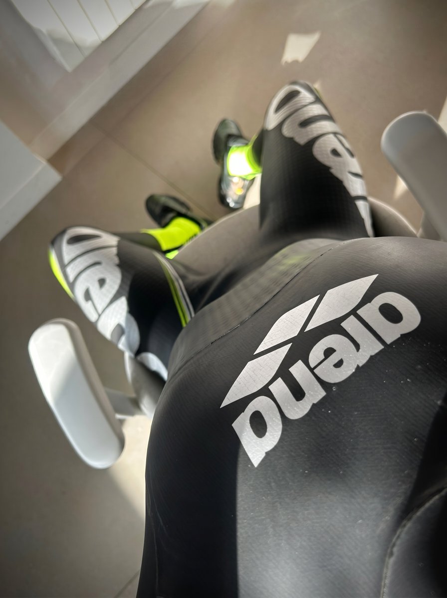Rubber Locked Jock tweet media