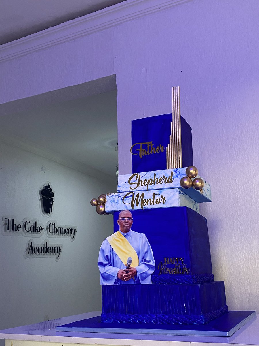 The Cake Chancery tweet media